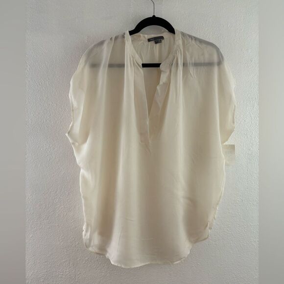 Vince Silk Cap-Sleeve Half-Placket 100%silk  Blouse size L - Picture 1 of 8